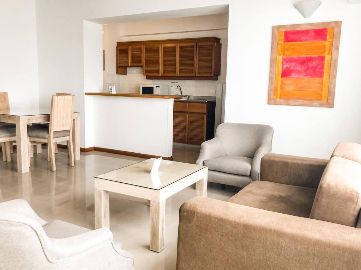 מדיין Portal Del Rodeo Apartahotel מראה חיצוני תמונה