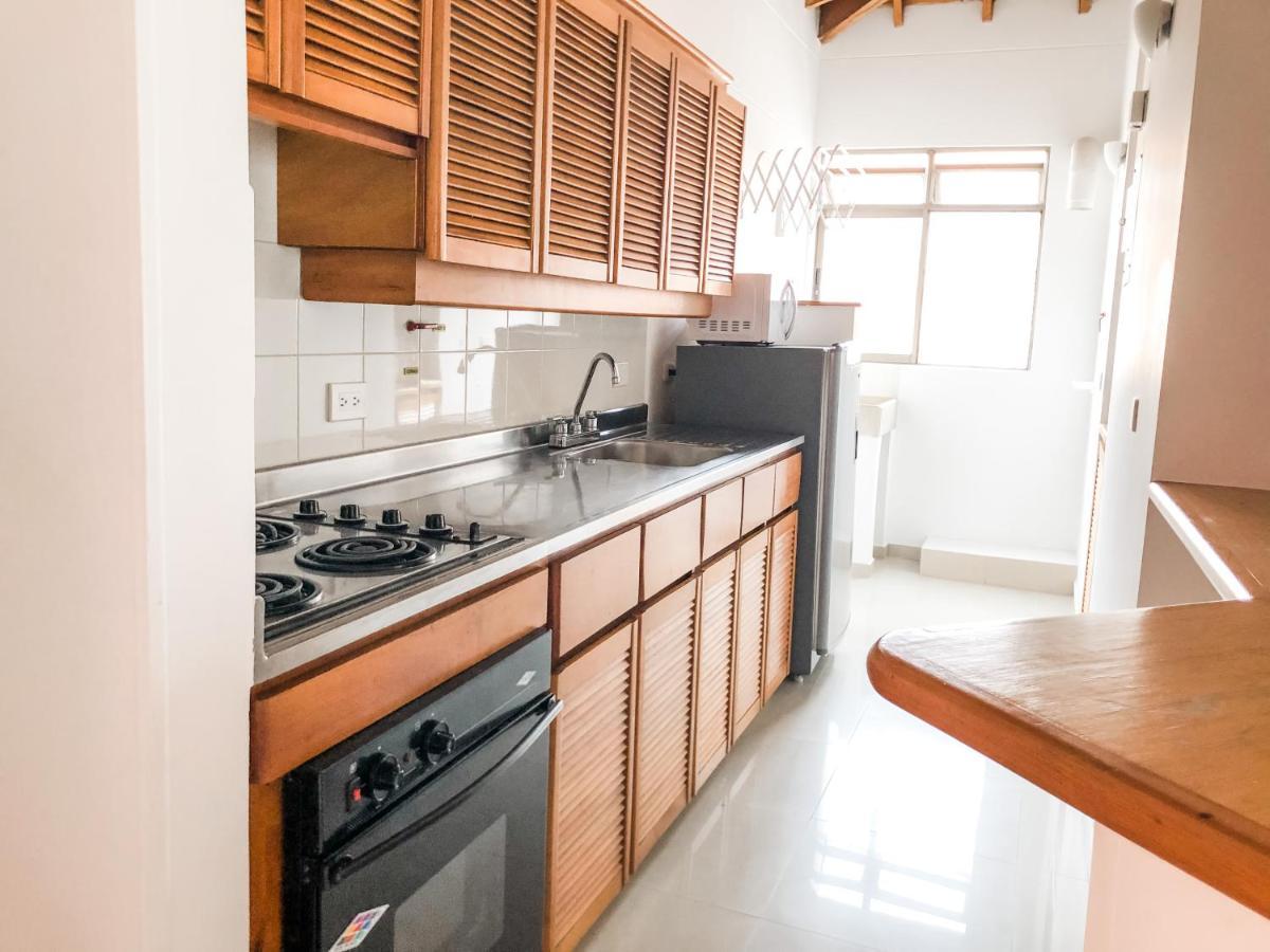 מדיין Portal Del Rodeo Apartahotel מראה חיצוני תמונה