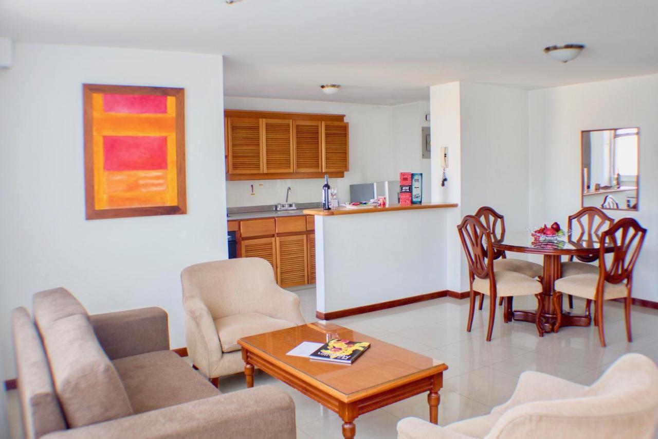 מדיין Portal Del Rodeo Apartahotel מראה חיצוני תמונה