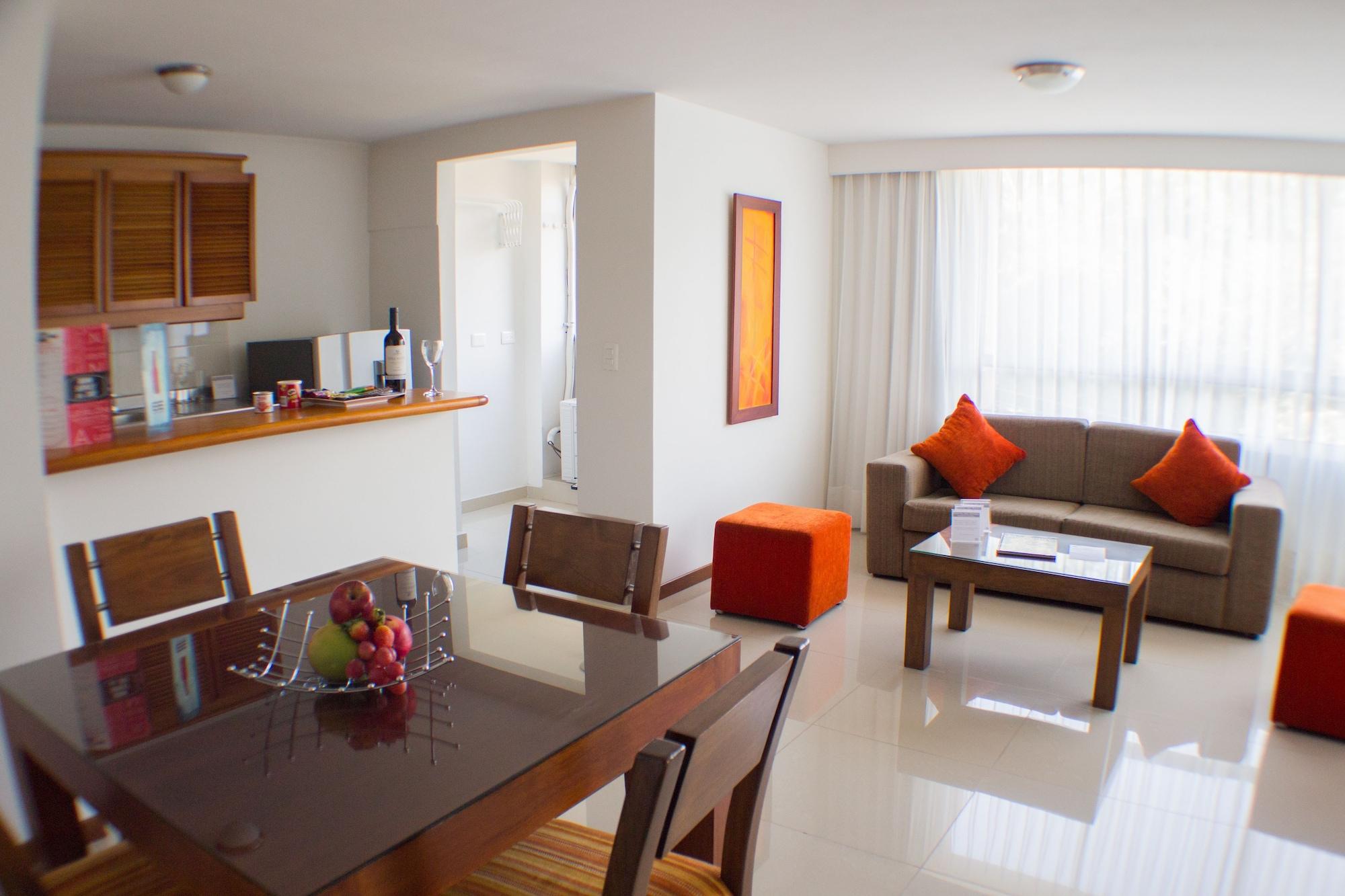 מדיין Portal Del Rodeo Apartahotel מראה חיצוני תמונה