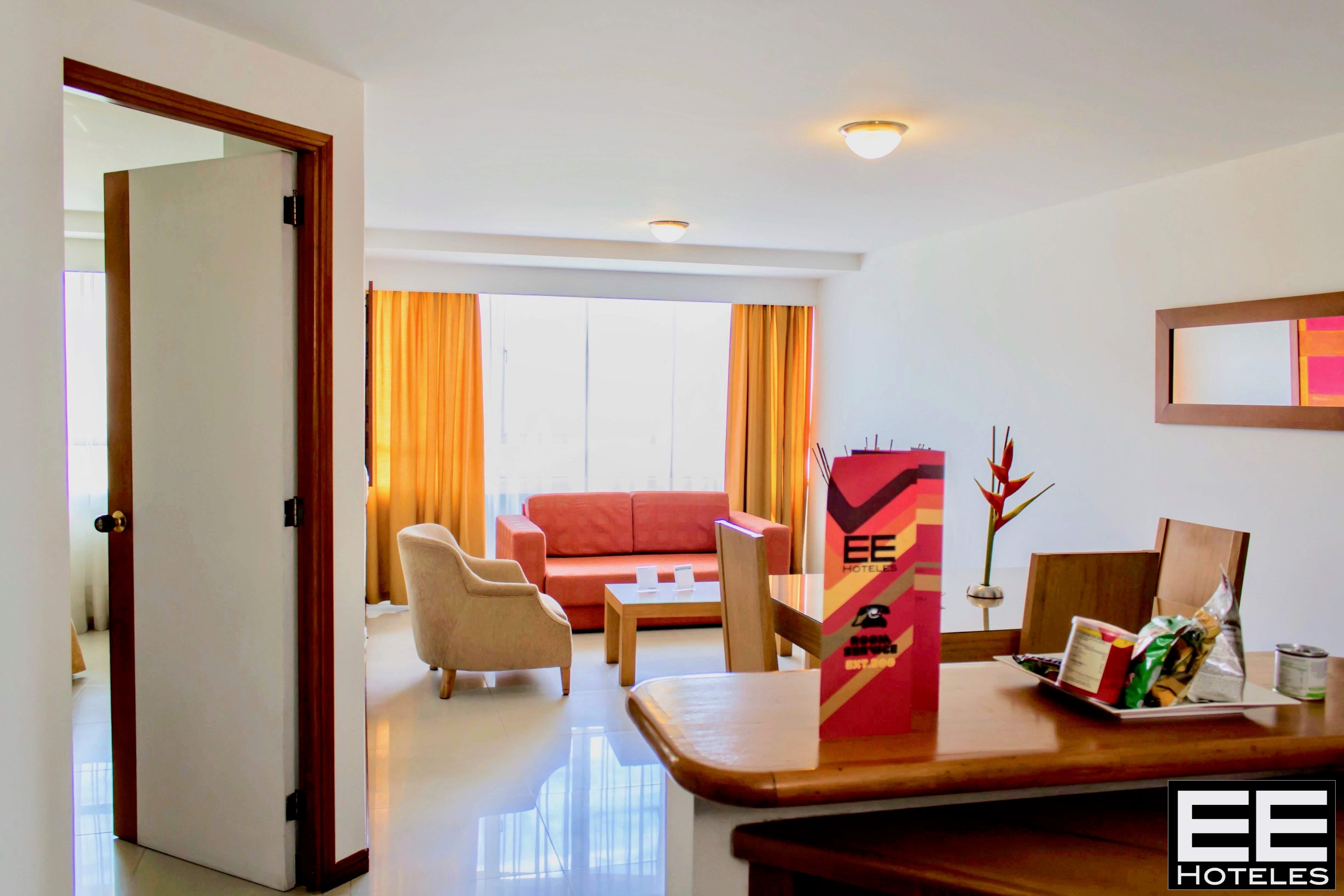 מדיין Portal Del Rodeo Apartahotel מראה חיצוני תמונה