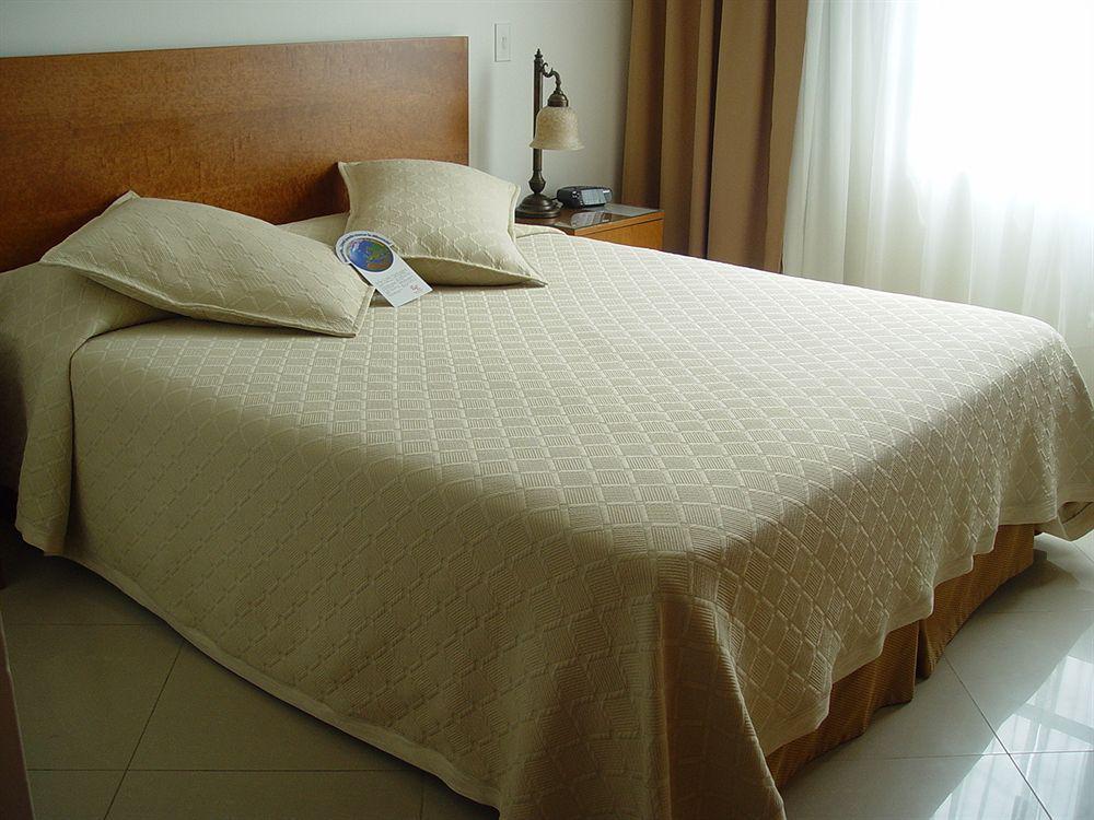 מדיין Portal Del Rodeo Apartahotel חדר תמונה