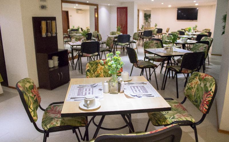 מדיין Portal Del Rodeo Apartahotel מראה חיצוני תמונה