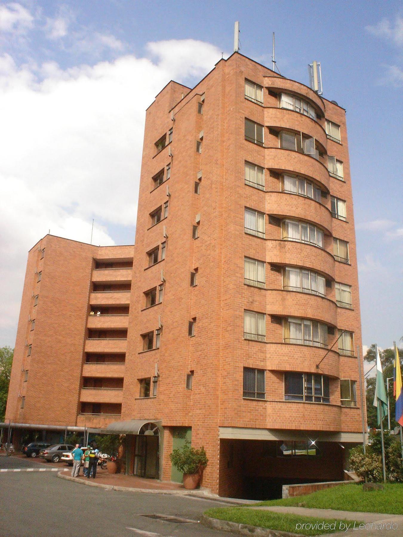 מדיין Portal Del Rodeo Apartahotel מראה חיצוני תמונה