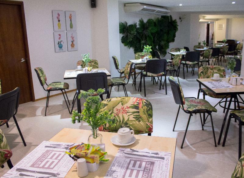 מדיין Portal Del Rodeo Apartahotel מראה חיצוני תמונה